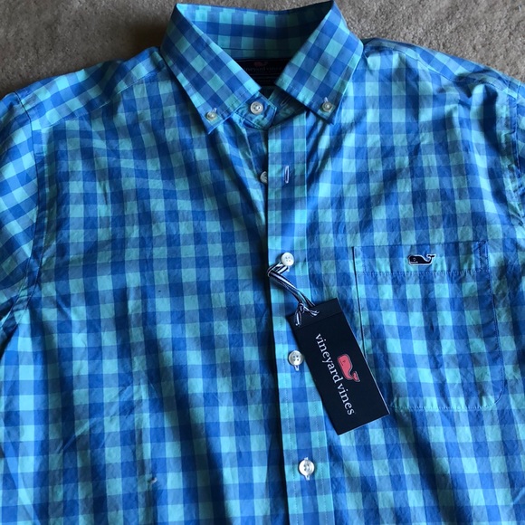 Button down - Picture 2 of 4